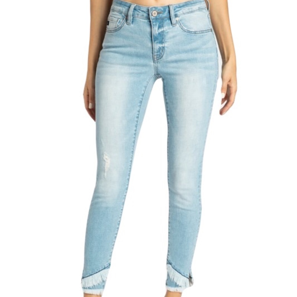Mid Rise Jeans - Picture 4 of 5